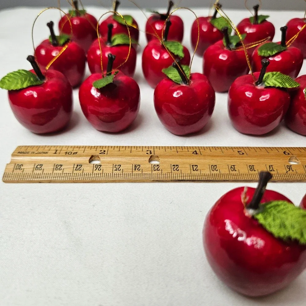 Vtg Style Red Apple Christmas‎ Ornaments Set of 35 Glossy Fruit Decorations READ